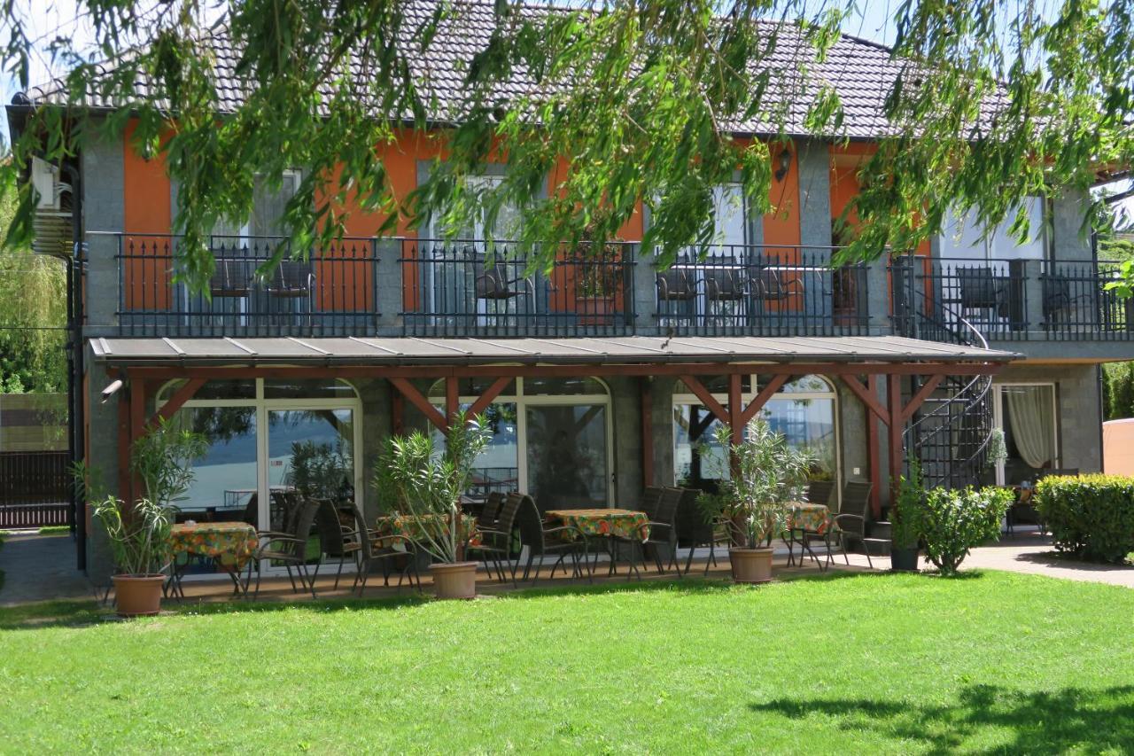 Granit Villa Balatonszarszo Exterior photo