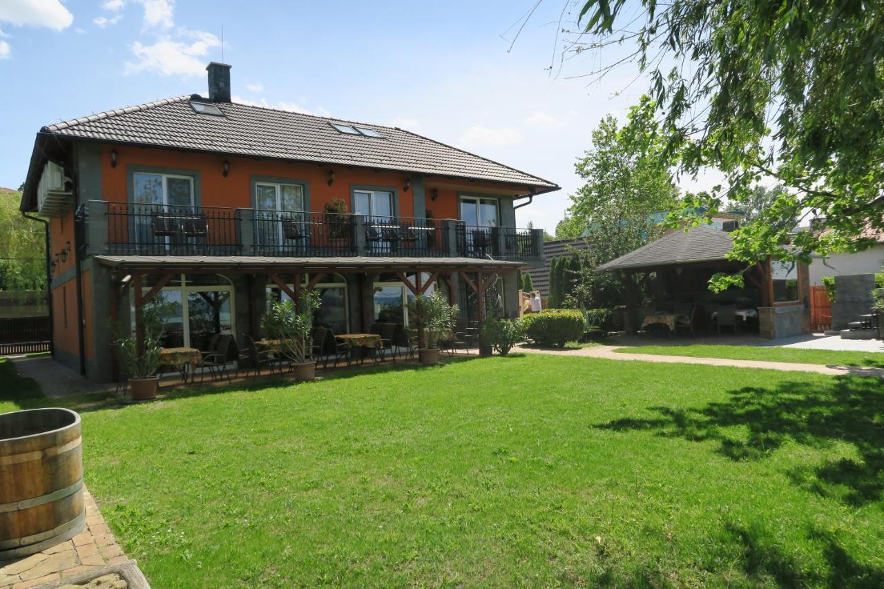 Granit Villa Balatonszarszo Exterior photo