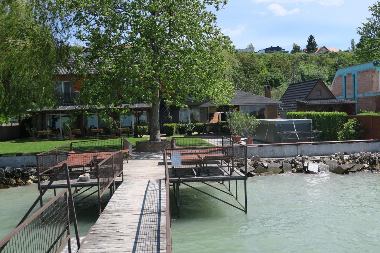 Granit Villa Balatonszarszo Exterior photo